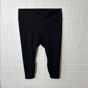 Fabletics Black Capri Leggings
